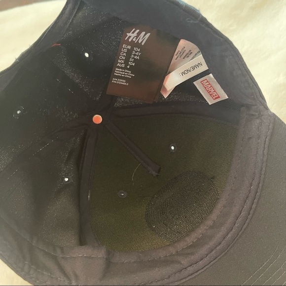 TM & DC Comics Batman Kids Size Small - Picture 3 of 9